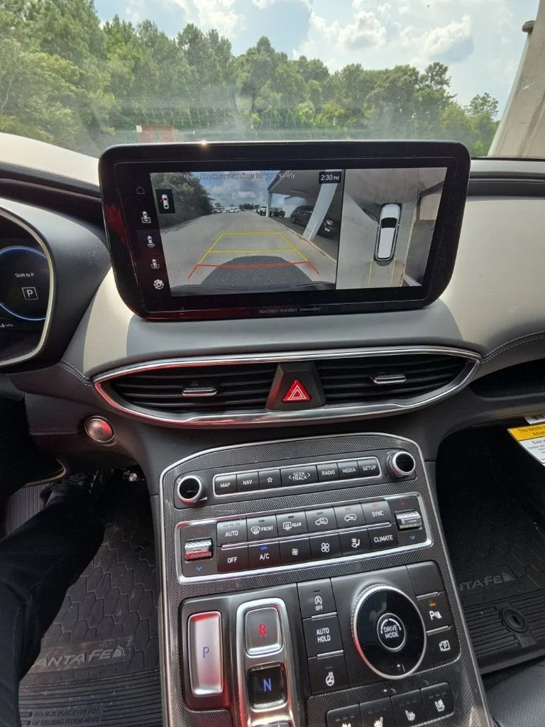 Used 2023 Black Hyundai Limited image 15