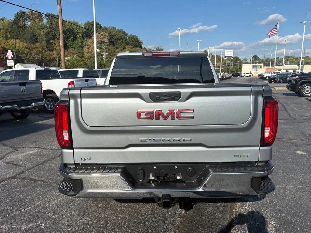 Used 2025 Sterling Metallic GMC SLT image 6
