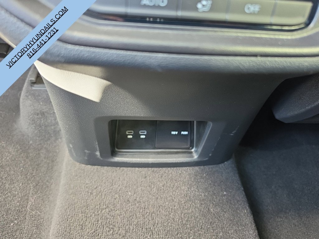 Used 2026  Volkswagen SE w/Technology image 34