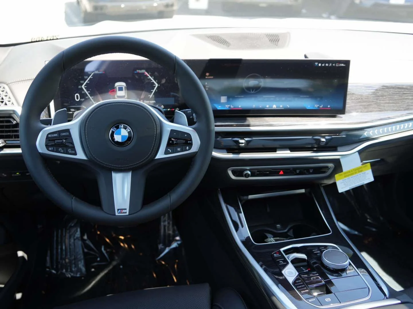 New 2026 Alpine White BMW sDrive40i image 7