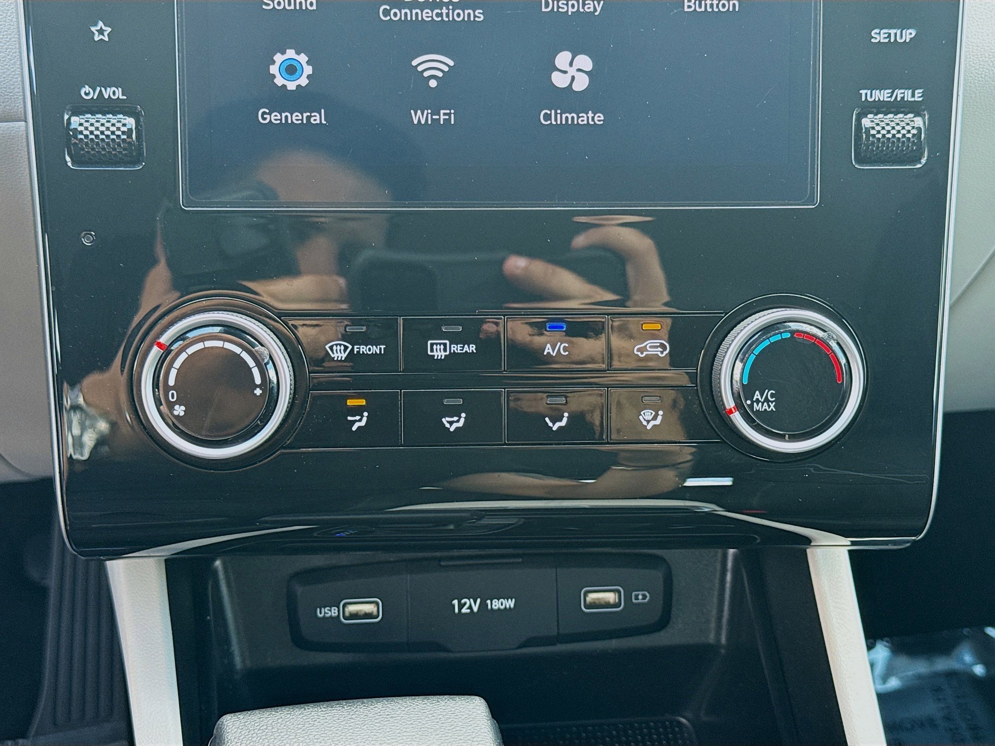 2024 Hyundai Tucson SE - Photo 12