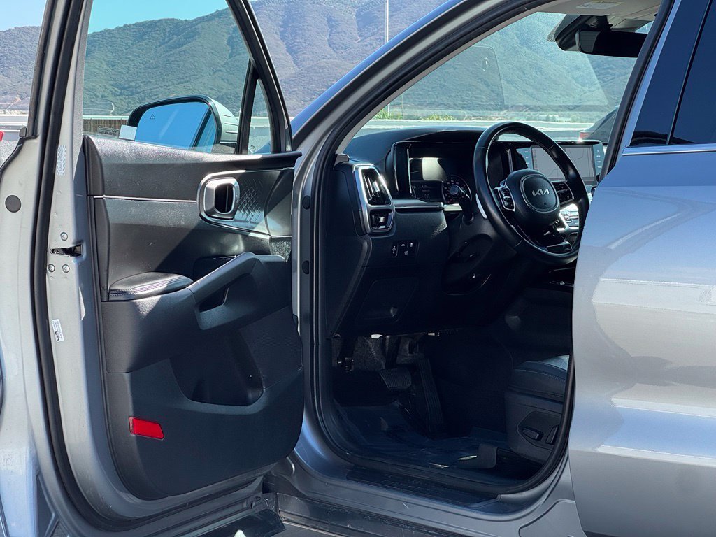 Used 2023 Steel Gray Kia EX image 8