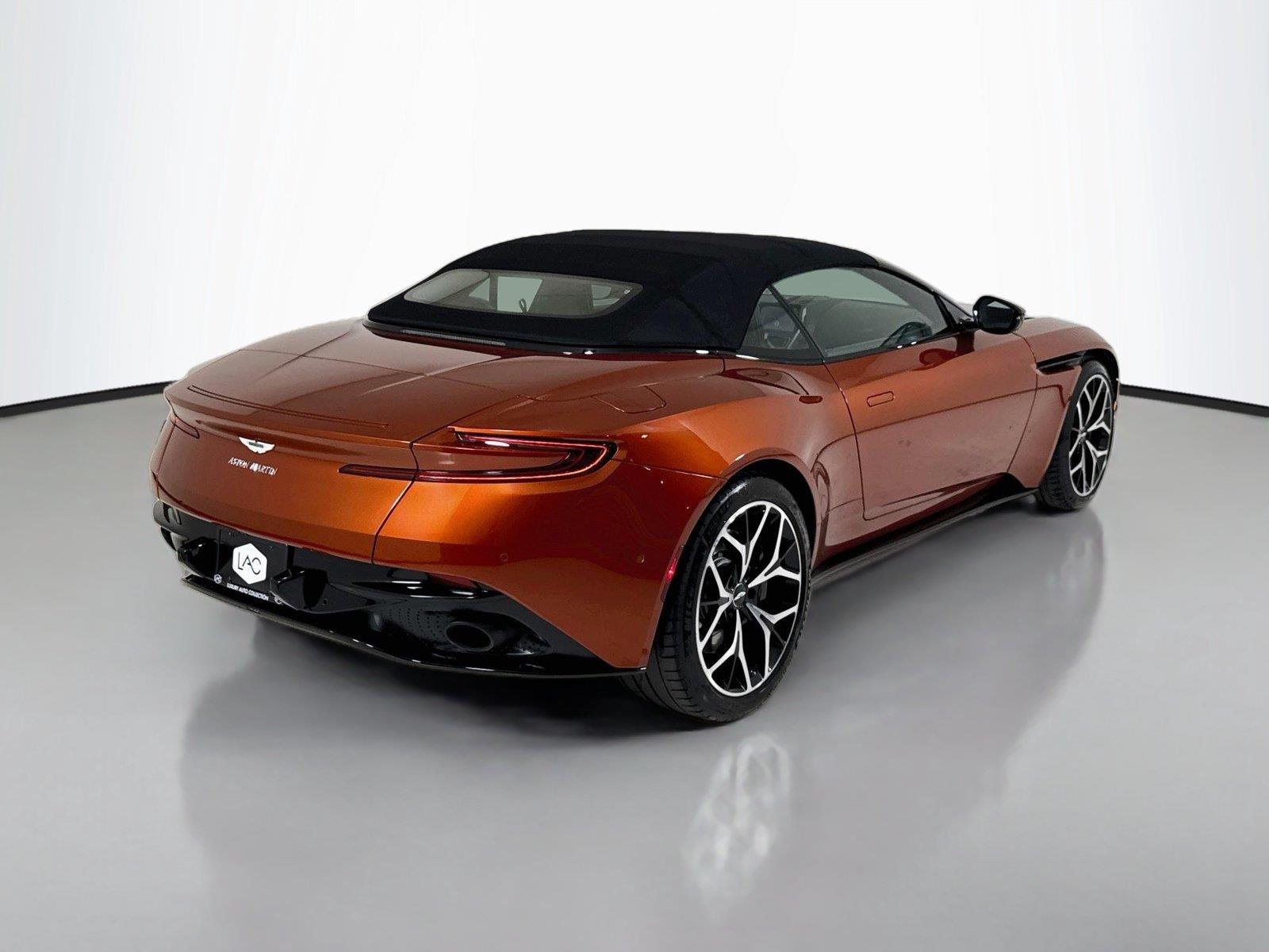 Used 2019 Cinnabar Orange Aston Martin Volante image 46