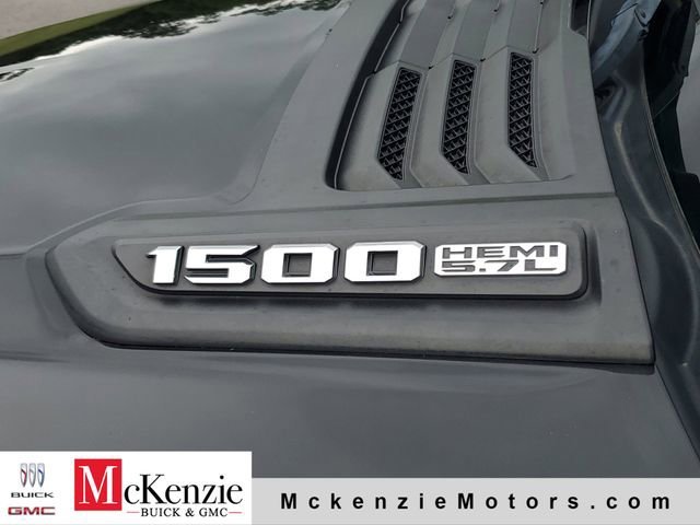 Used 2020 Diamond Black Cry Ram Laramie image 31