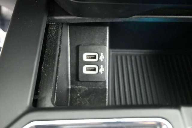 Used 2019 Gray Ford XL image 27
