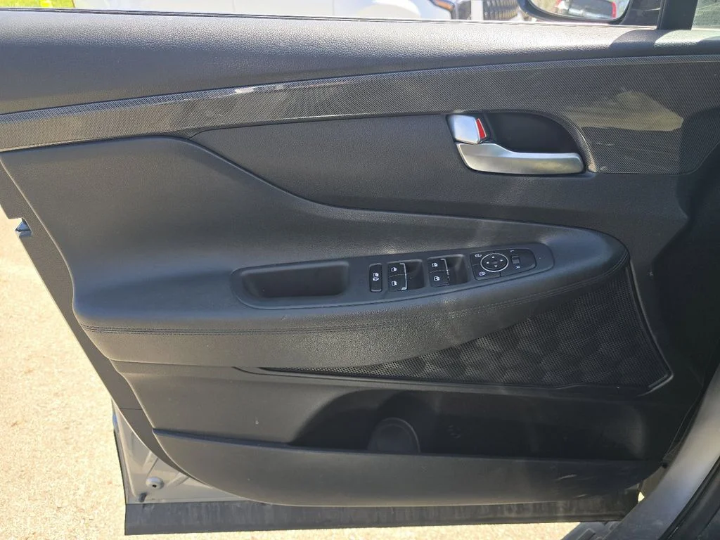 Used 2023 Silver Hyundai XRT image 27