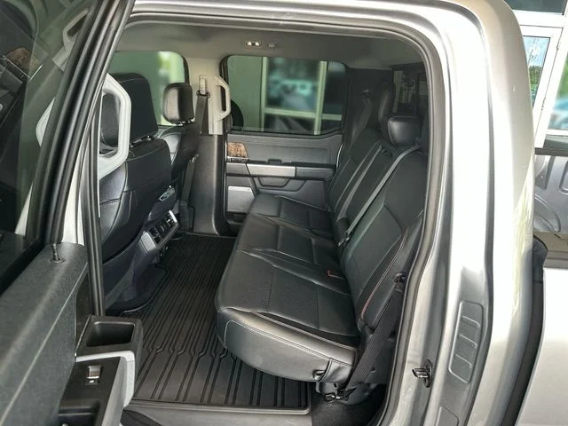 Used 2023 Silver Ford Lariat image 23