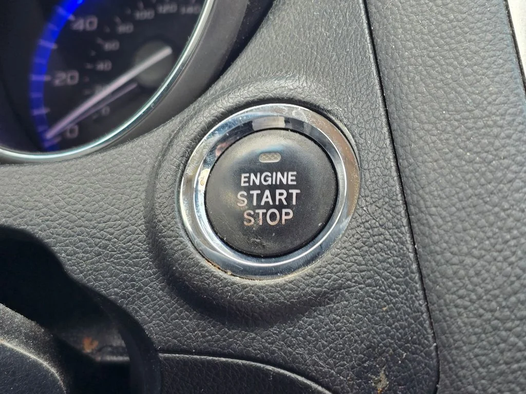 Used 2018 Silver Subaru 2.5i image 23