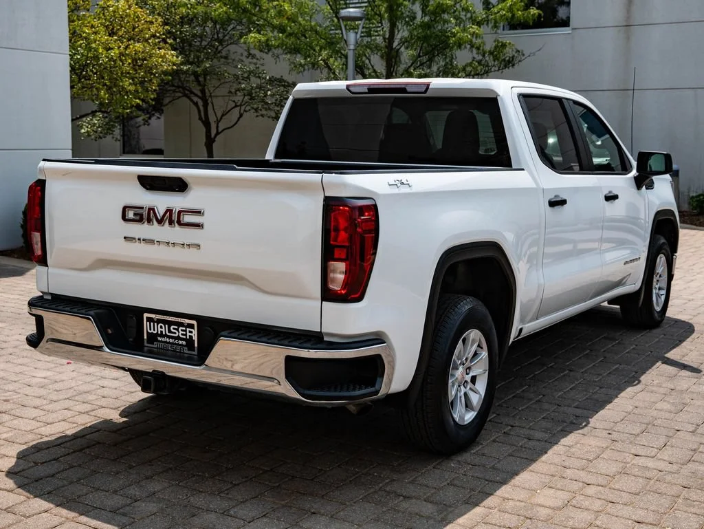 Used 2024 Summit White GMC Pro image 10