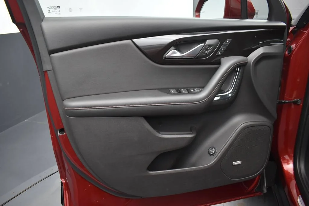 Used 2019 CAJUN RED TINTCOAT Chevrolet RS image 9