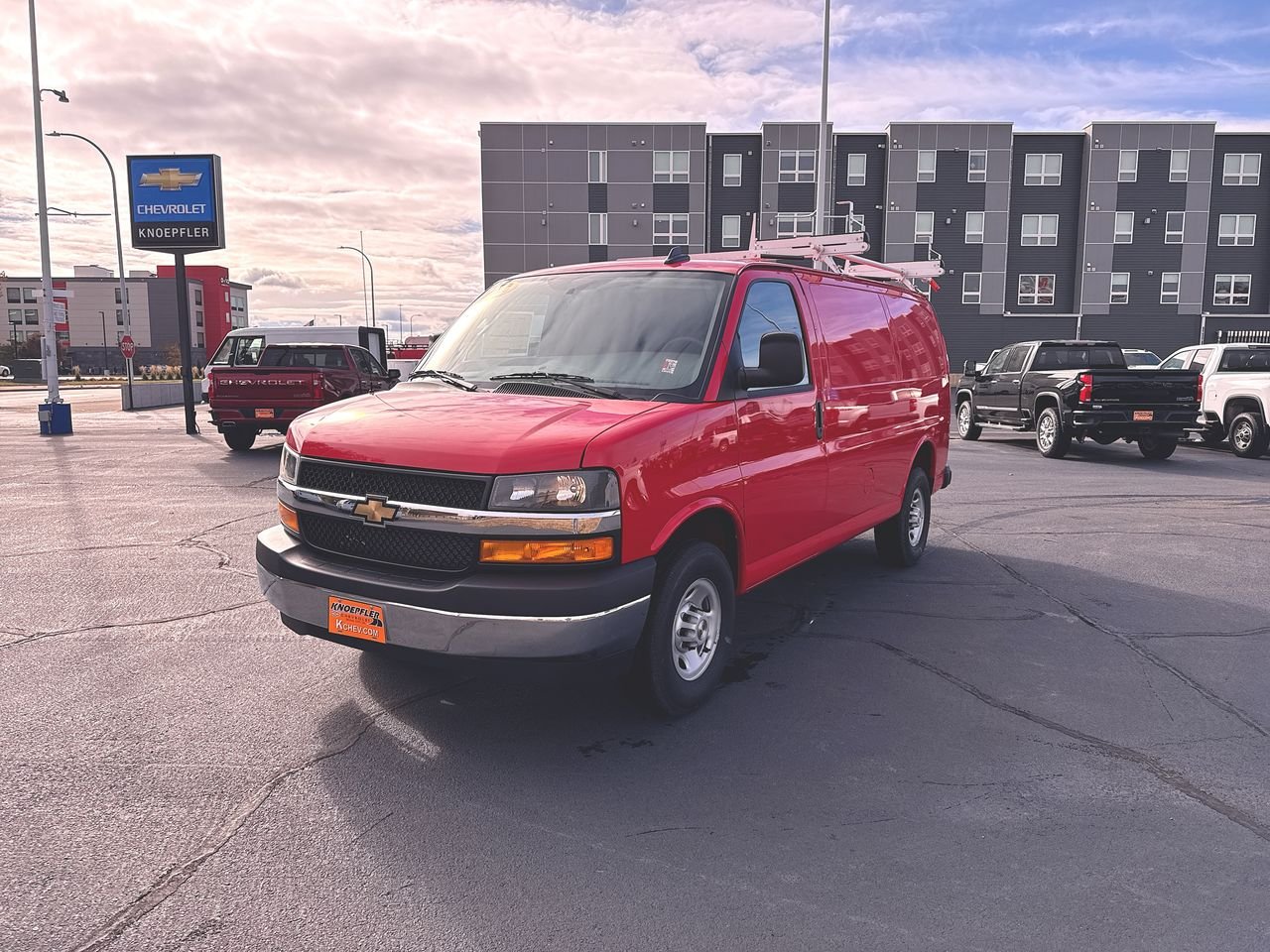 2025 Chevrolet Express Cargo Work Van - Photo 25
