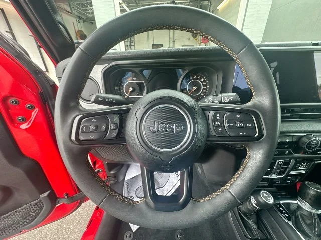 Used 2024 Red Jeep Sport S image 17