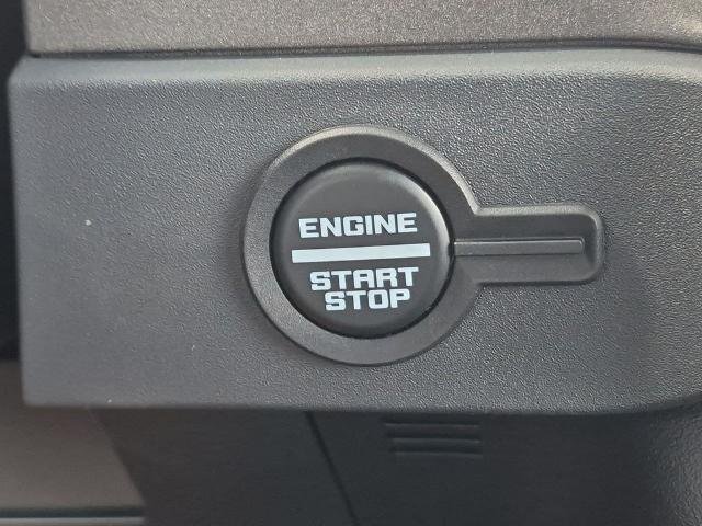 New 2026 Avalanche Gray Ford Big Bend® image 15