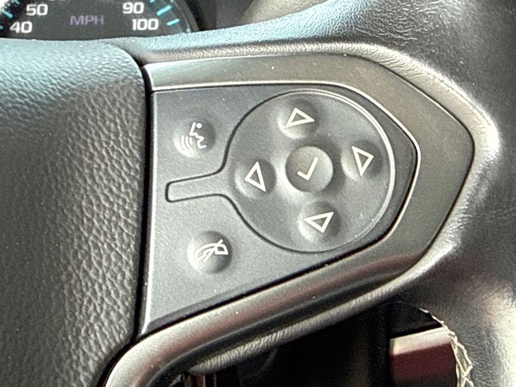 Used 2018 Red Chevrolet LT image 25