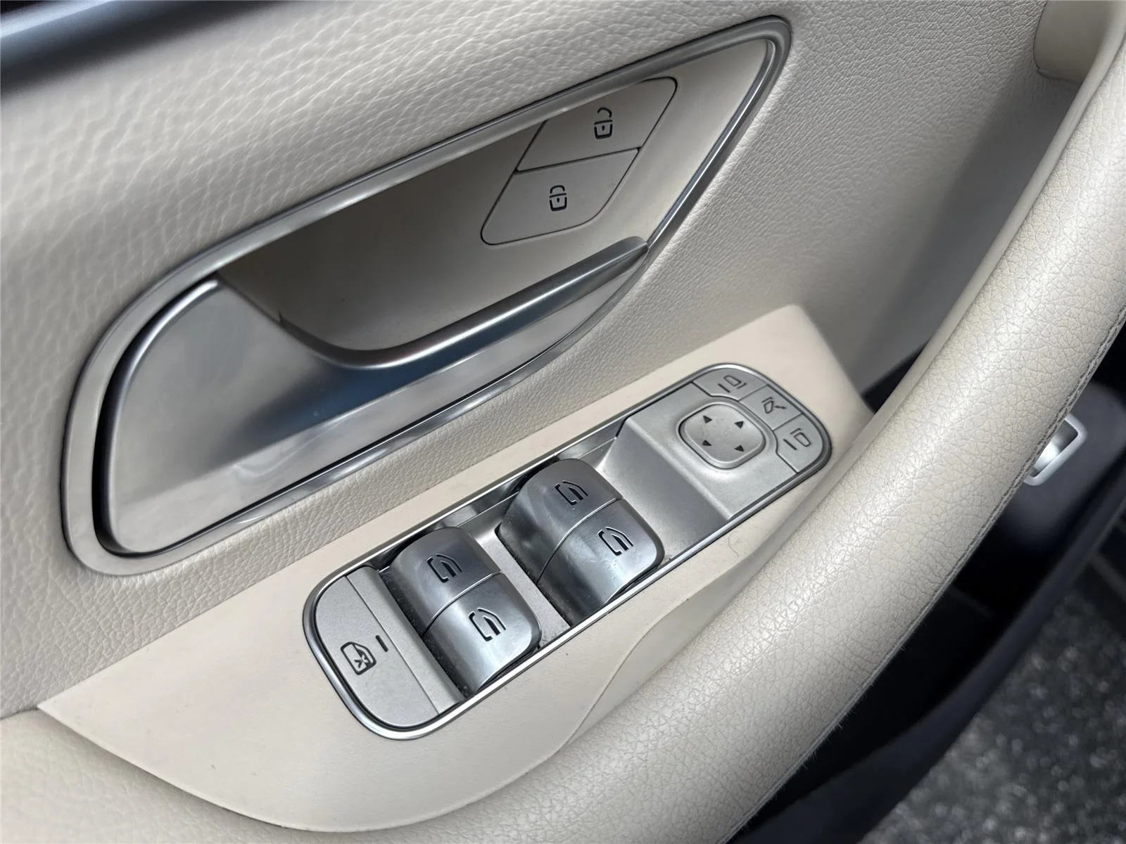 Used 2020 Iridium Silver Metallic Mercedes-Benz GLE 350 image 39