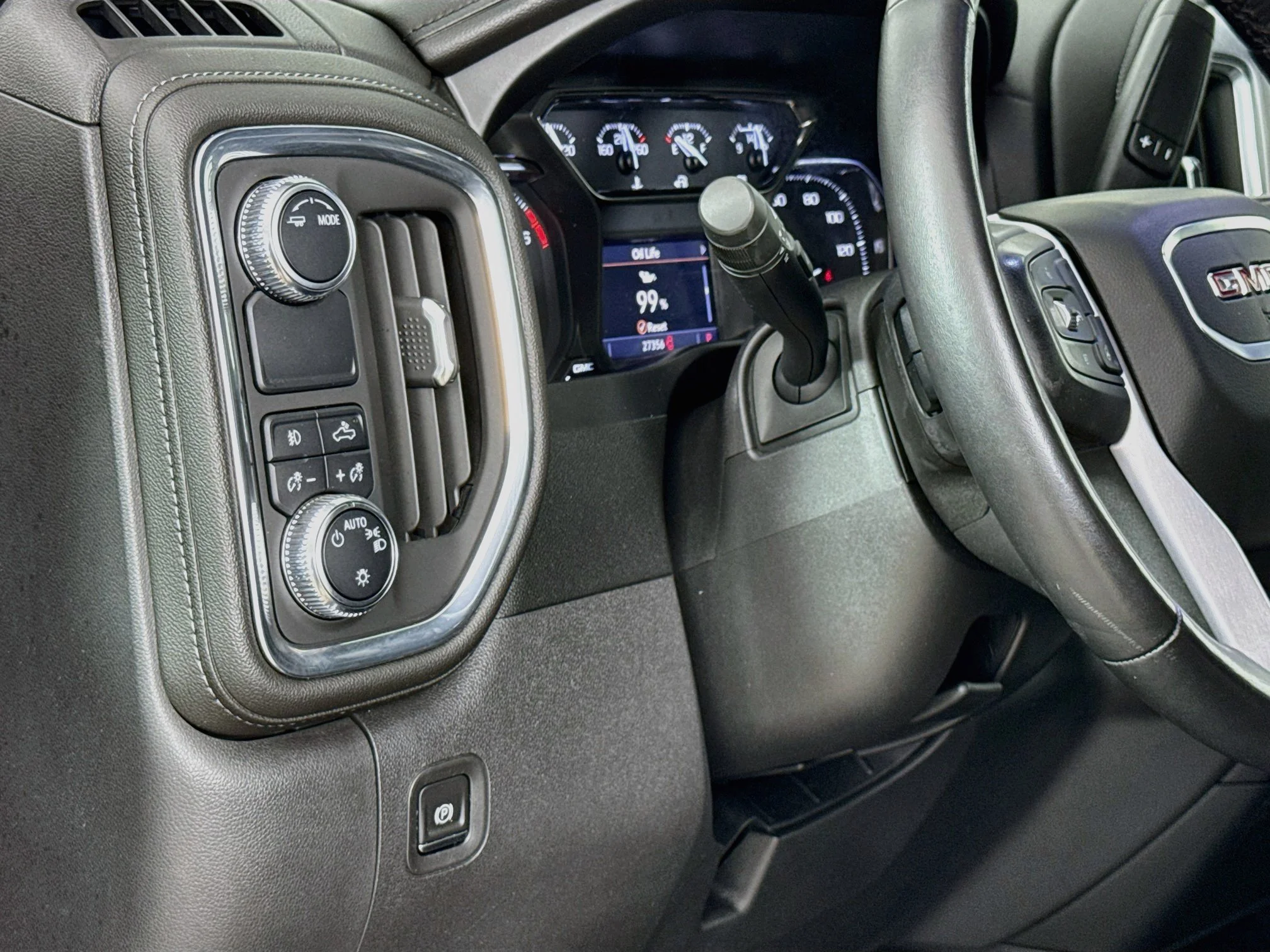 Used 2021 PACIFIC BLUE METALLIC GMC Elevation image 12