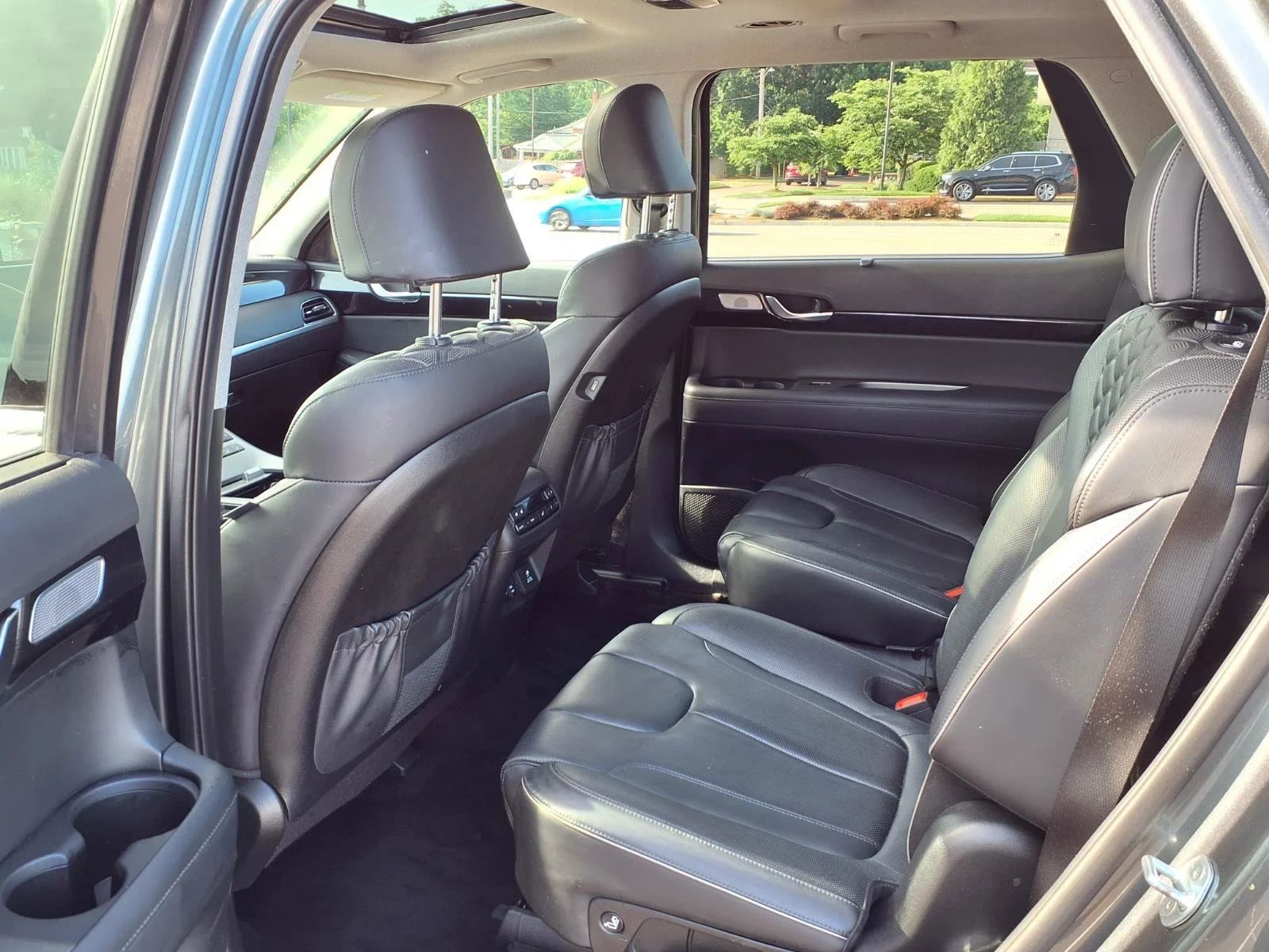 Used 2021 Rainforest Hyundai Limited image 22
