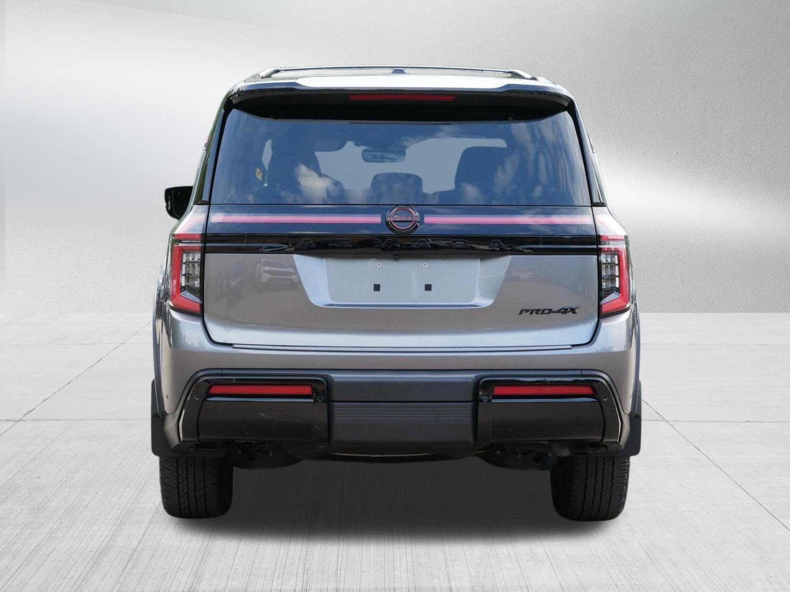 Used 2025 Gun Metallic/Super Black Nissan PRO-4X image 6