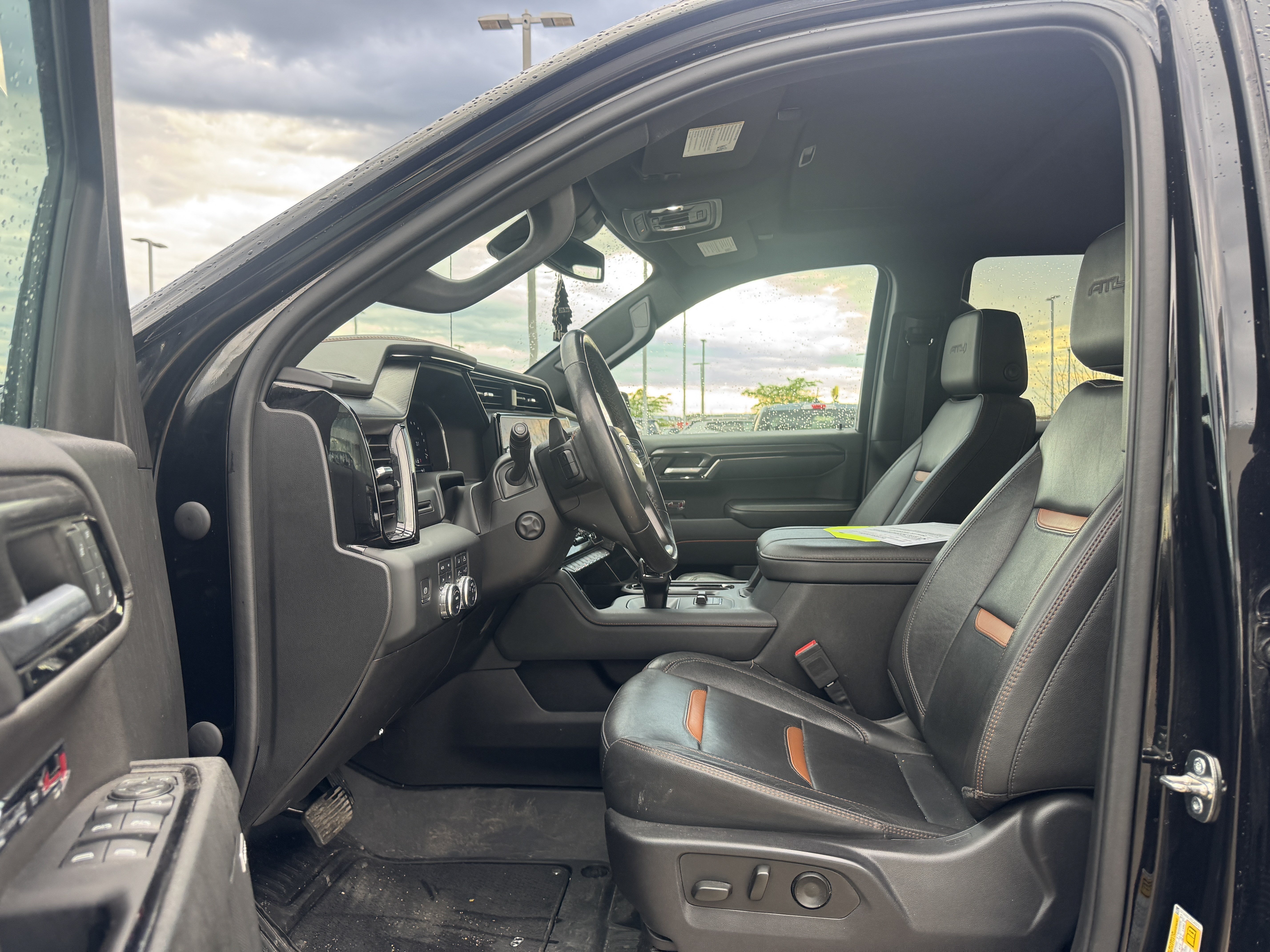Used 2023 Onyx Black GMC AT4 image 5
