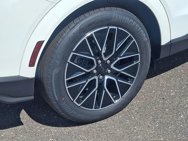 New 2025 White Ford Premium image 5