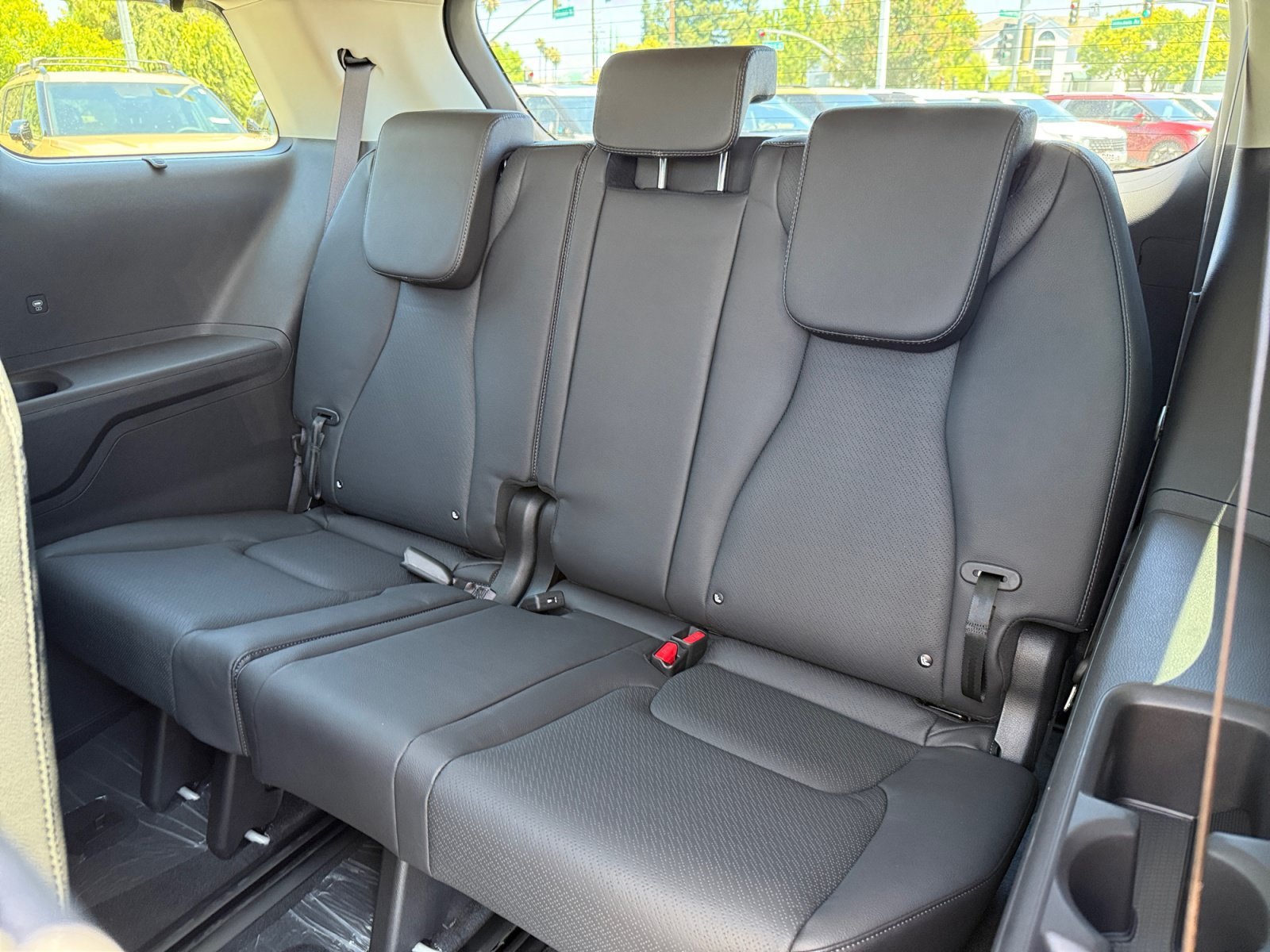 New 2026 Ivory Silver Kia SX Prestige image 21