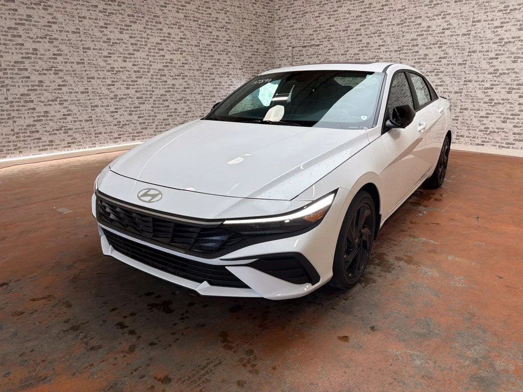 New 2026 Serenity White Hyundai SEL Sport image 3