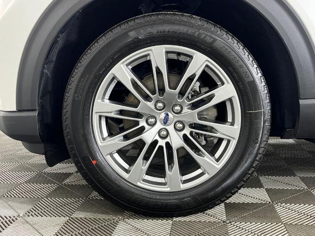 New 2026 Star White Metallic Tri-Coat Ford Active image 17