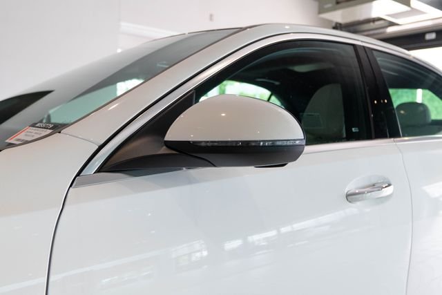 New 2026 Polar White Mercedes-Benz C 300 image 10