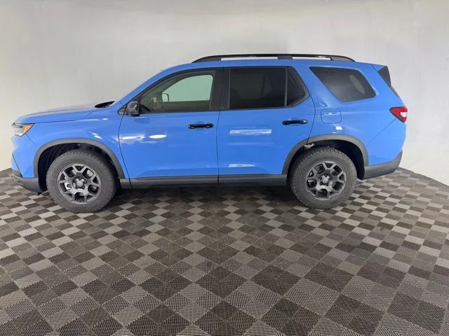 Used 2025 Blue Honda TrailSport image 8