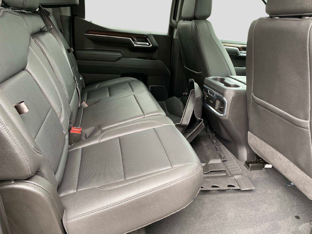 Used 2026 Silver GMC SLT image 30