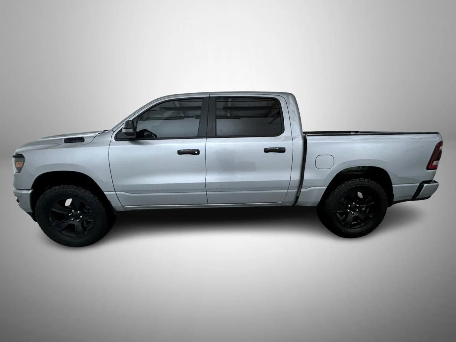 Used 2024 Silver Ram Big Horn/Lone Star image 8