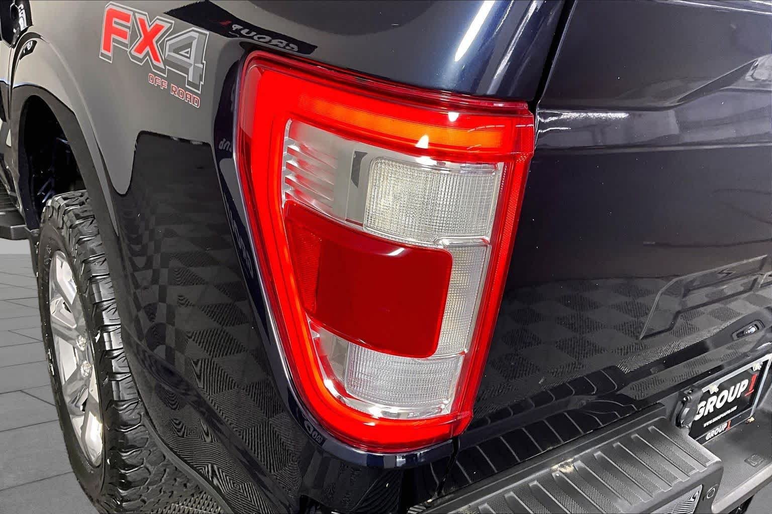 Used 2021 Antimatter Blue Ford LARIAT image 27