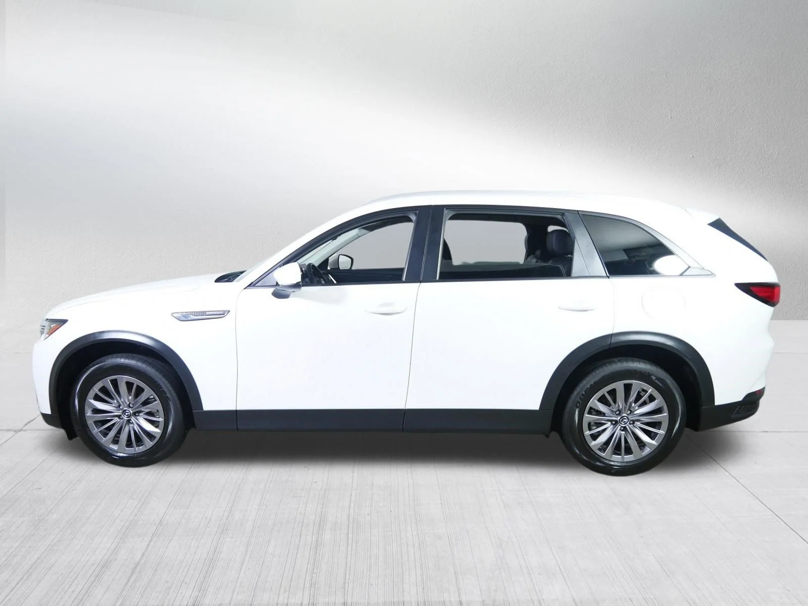 Certified Used 2025 Rhodium White Premium Mazda Select Package image 4