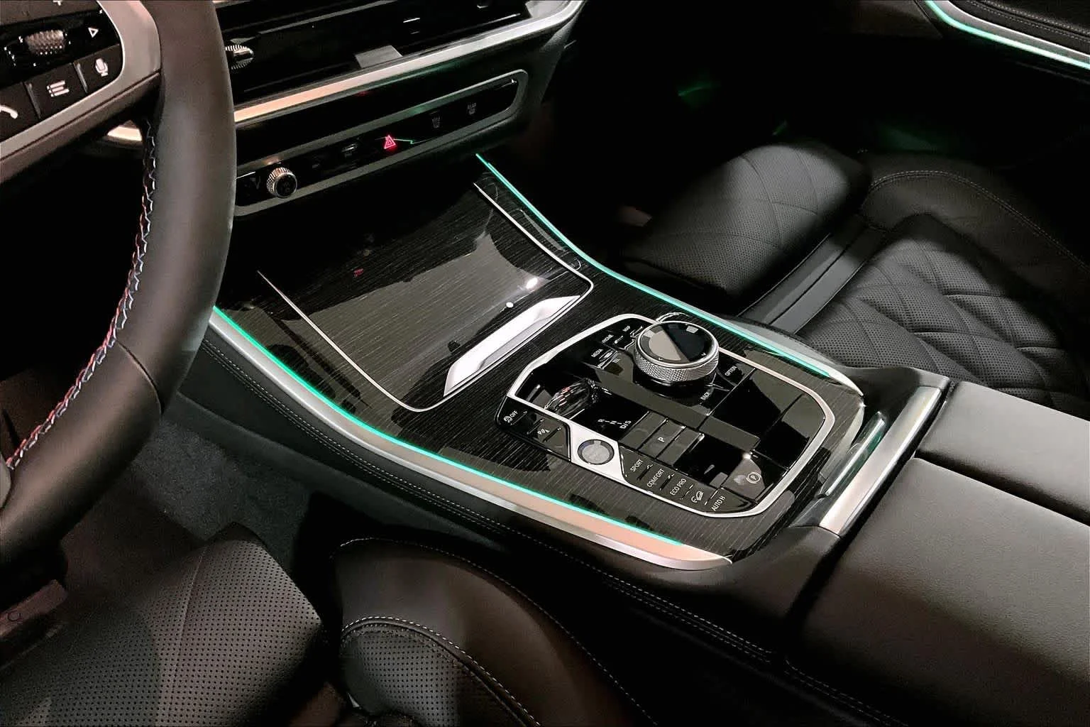 New 2026 Alpine White BMW M60i image 10