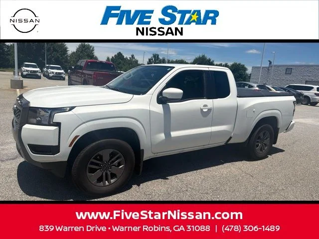 Used 2025 White Nissan SV image 20