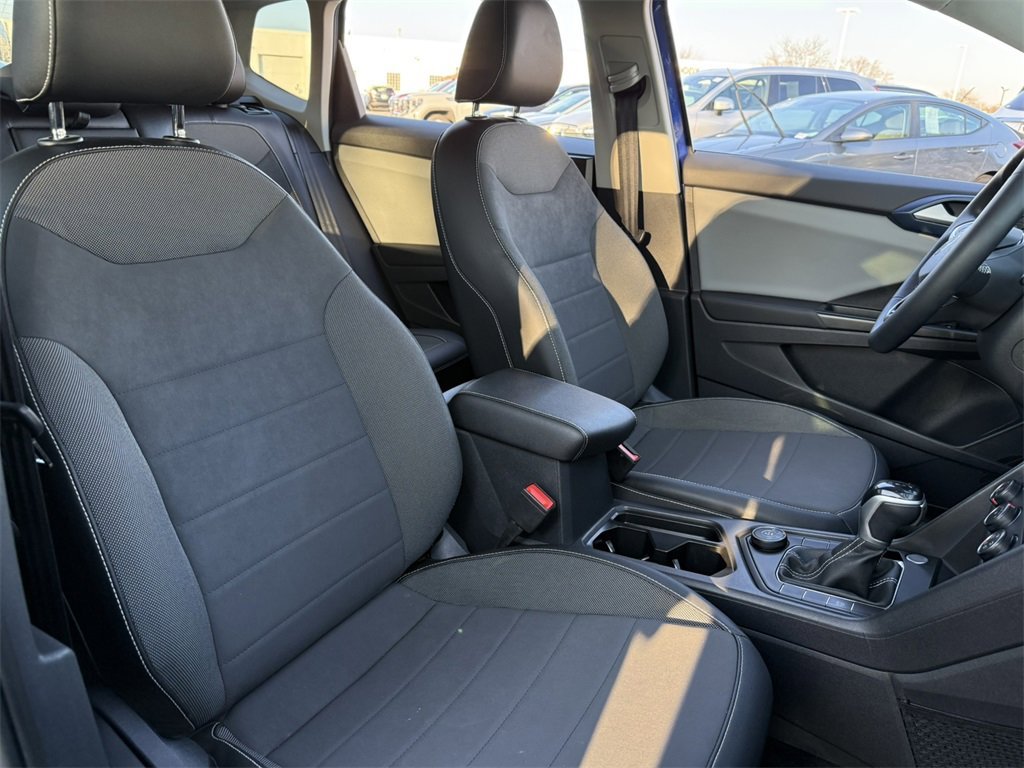 2022 VOLKSWAGEN TAOS - Image 35