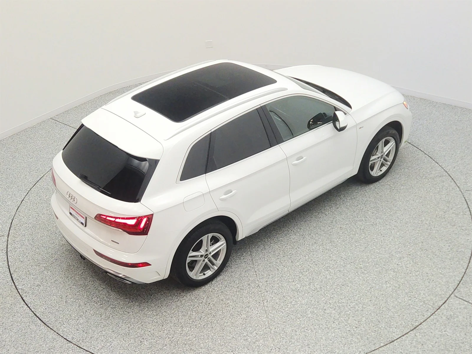Used 2023 Ibis White Audi S line Premium Plus 55 TFSI e quattro image 26