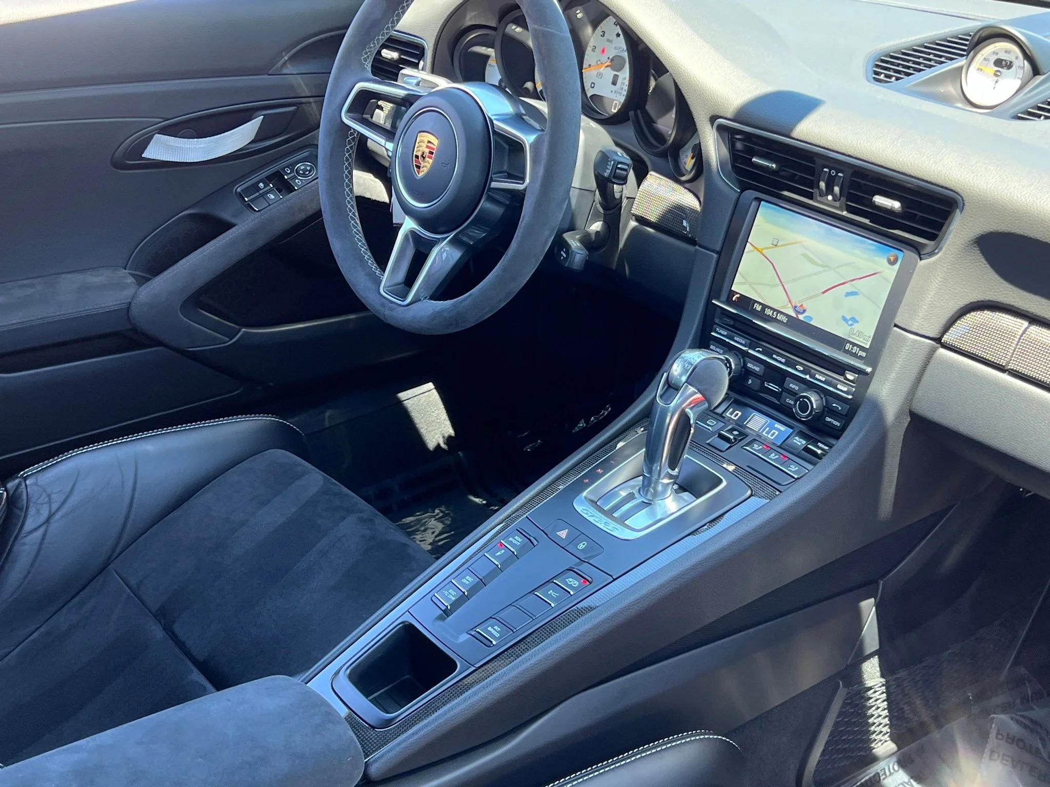 Used 2016  Porsche GT3 RS image 17