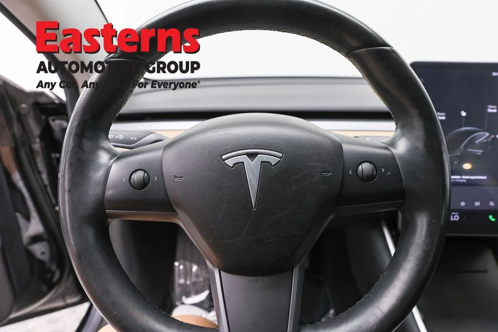 Used 2018 Black Tesla Long Range image 10
