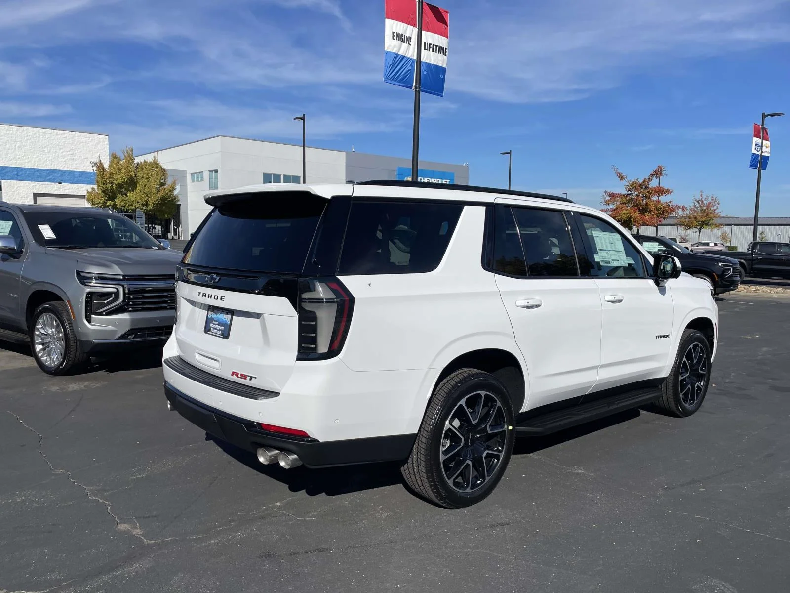 New 2027 Summit White Chevrolet RST image 6