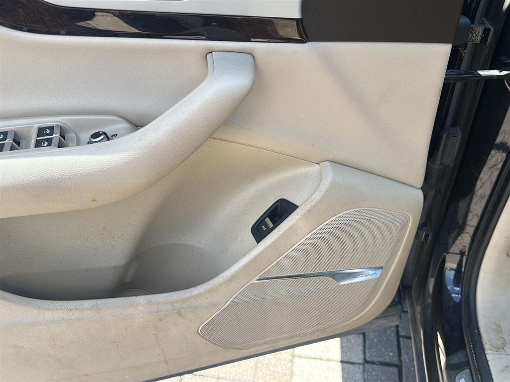 Used 2019 ORCA BLACK METALLIC AUDI QUATTRO image 9