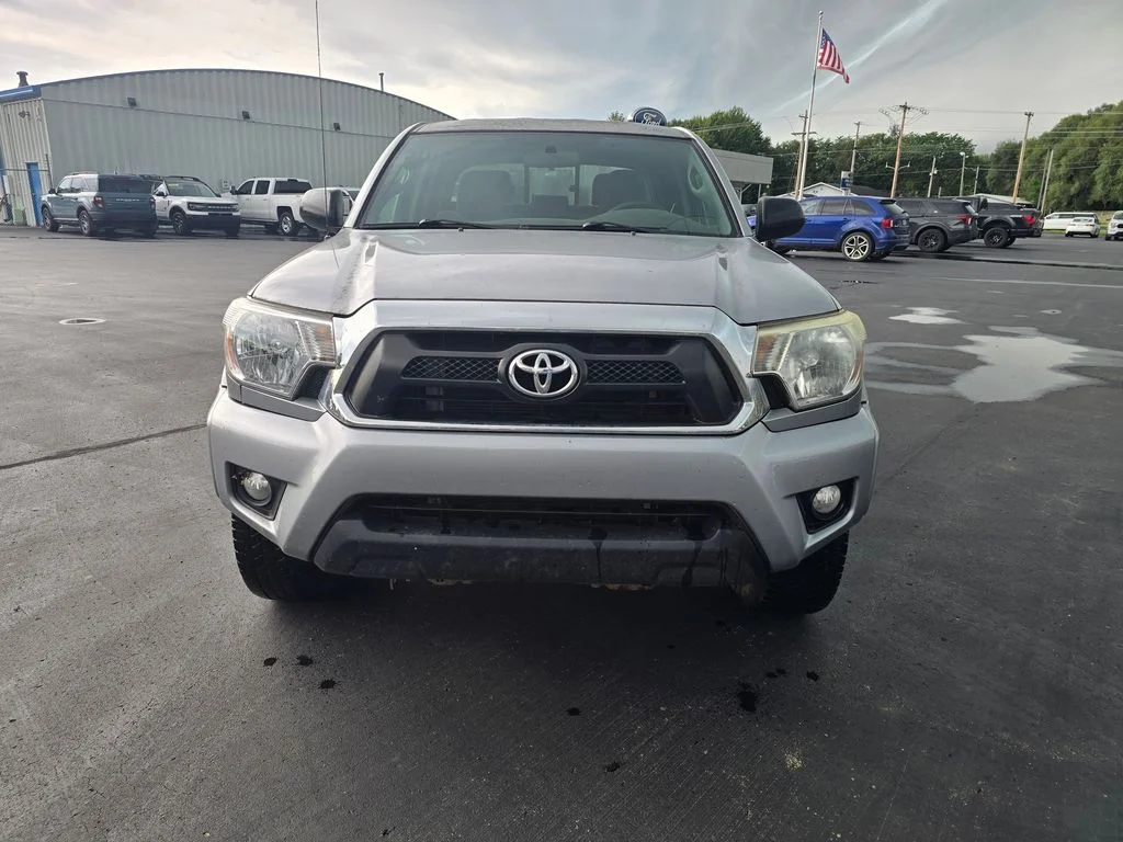 Used 2014 Toyota Tacoma PreRunner with VIN 3TMKU4HN9EM040232 for sale in Vicksburg, MI