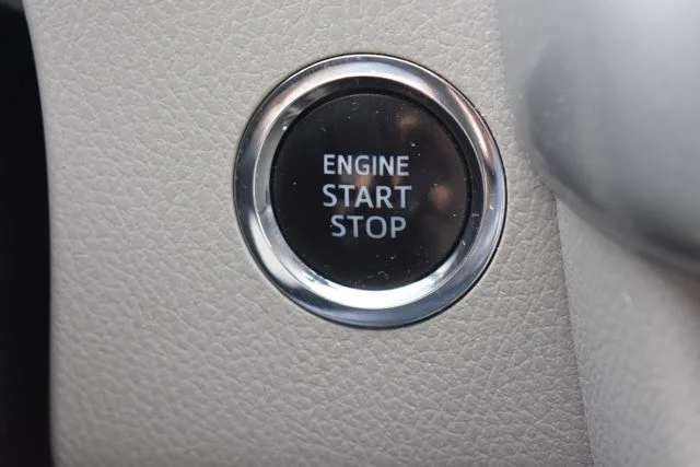 Used 2015 White Toyota Limited image 30