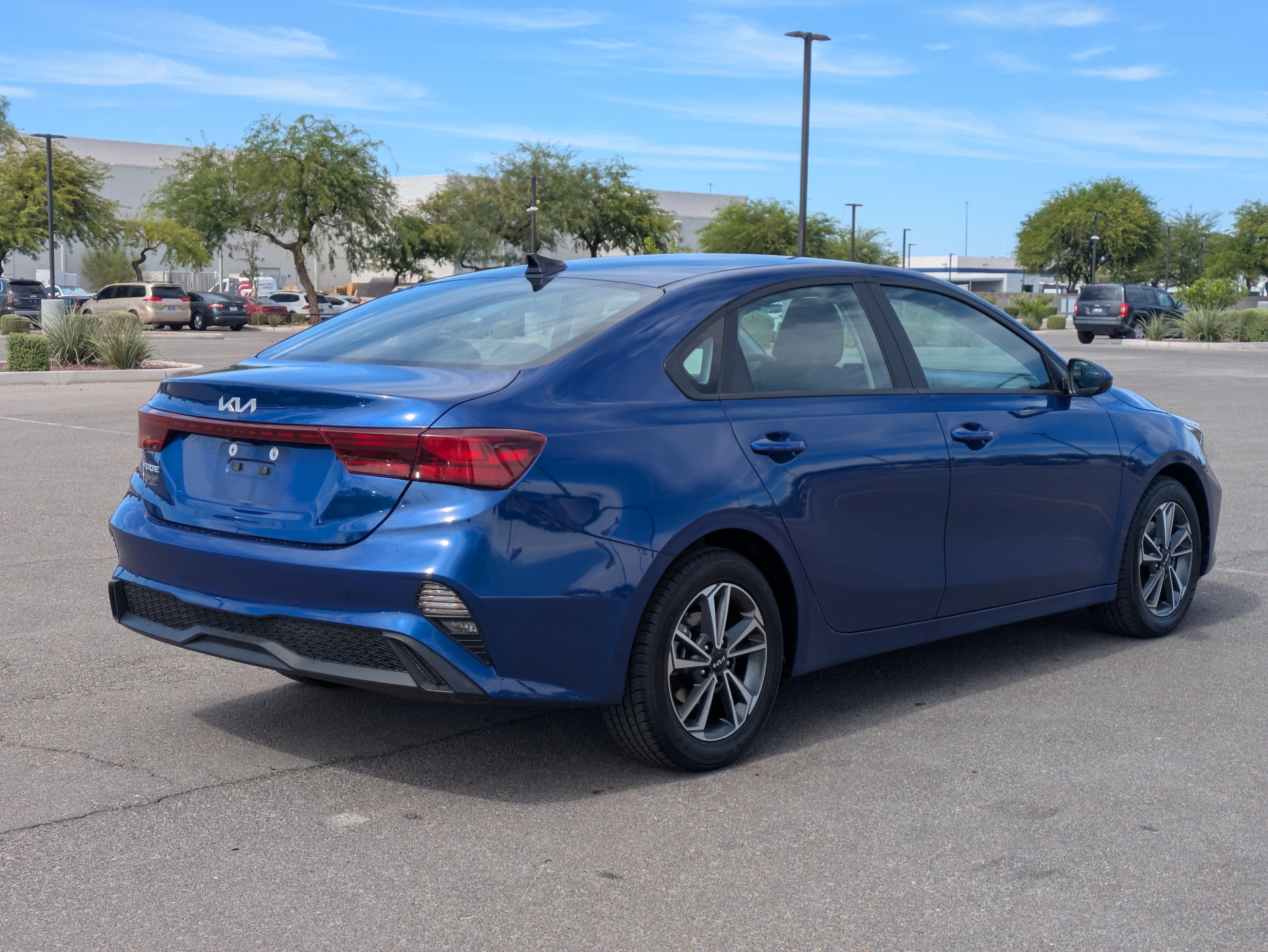 Used 2024 Deep Sea Blue Kia LXS image 5