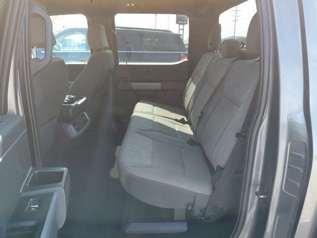 Used 2024 Gray Ford XLT image 5