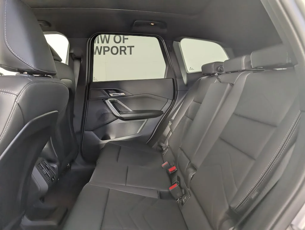 New 2026 Space Silver Metallic BMW xDrive28i image 13