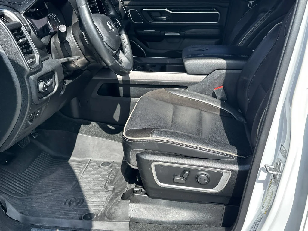 Used 2022 White Ram Laramie image 9
