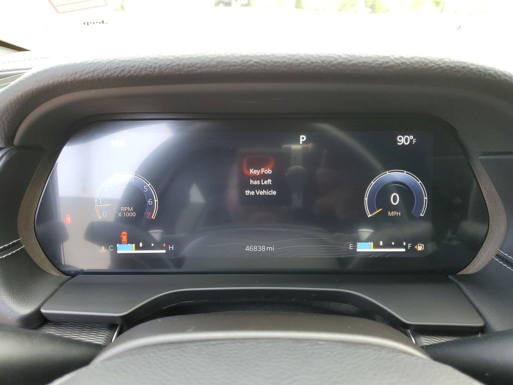 Used 2023 Silver Jeep Altitude image 29