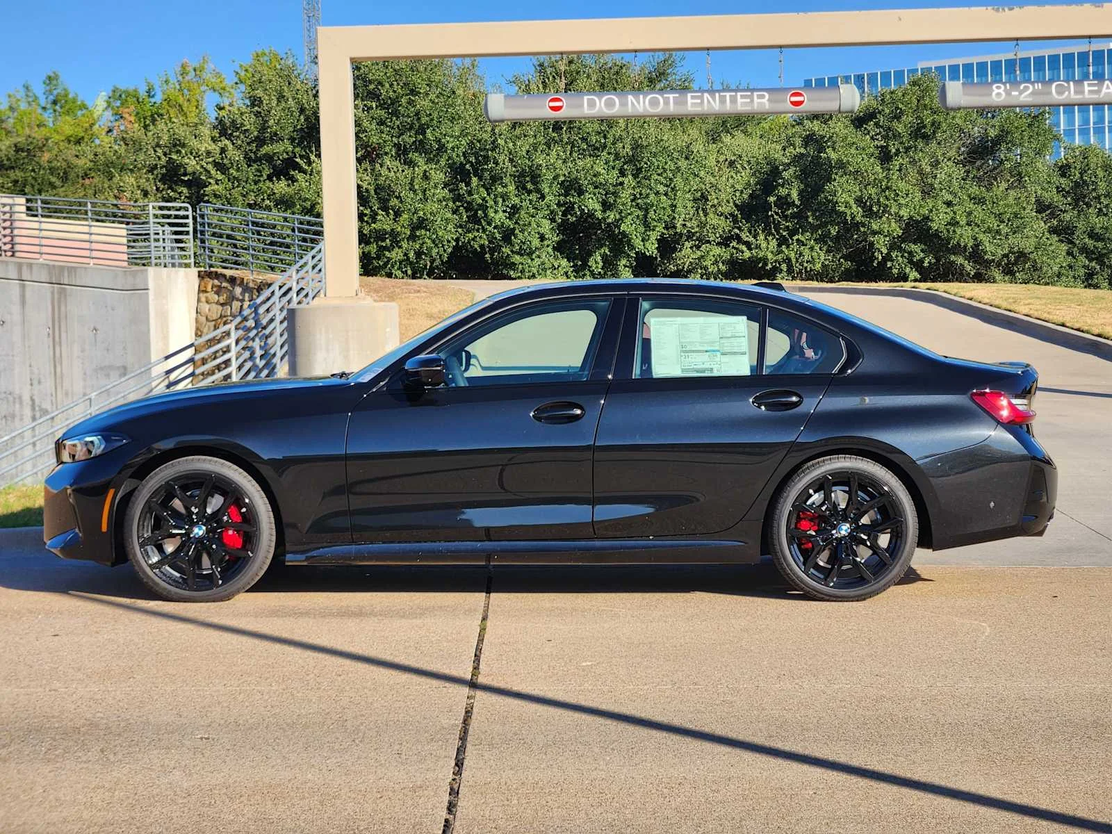 New 2026 Black Sapphire Metallic BMW 330i NA image 2