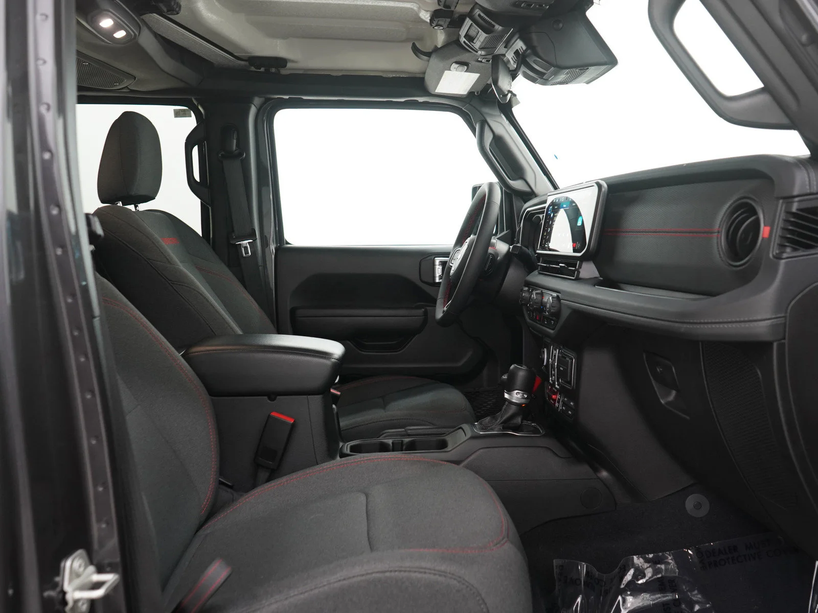 Used 2024 Granite Crystal Metallic Clearcoat Jeep Rubicon image 12
